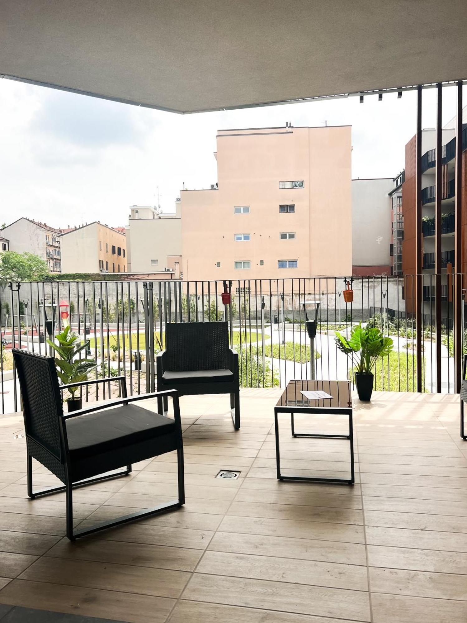 Comecasa Modern Terraced & Palestra Apartment Milano Eksteriør bilde